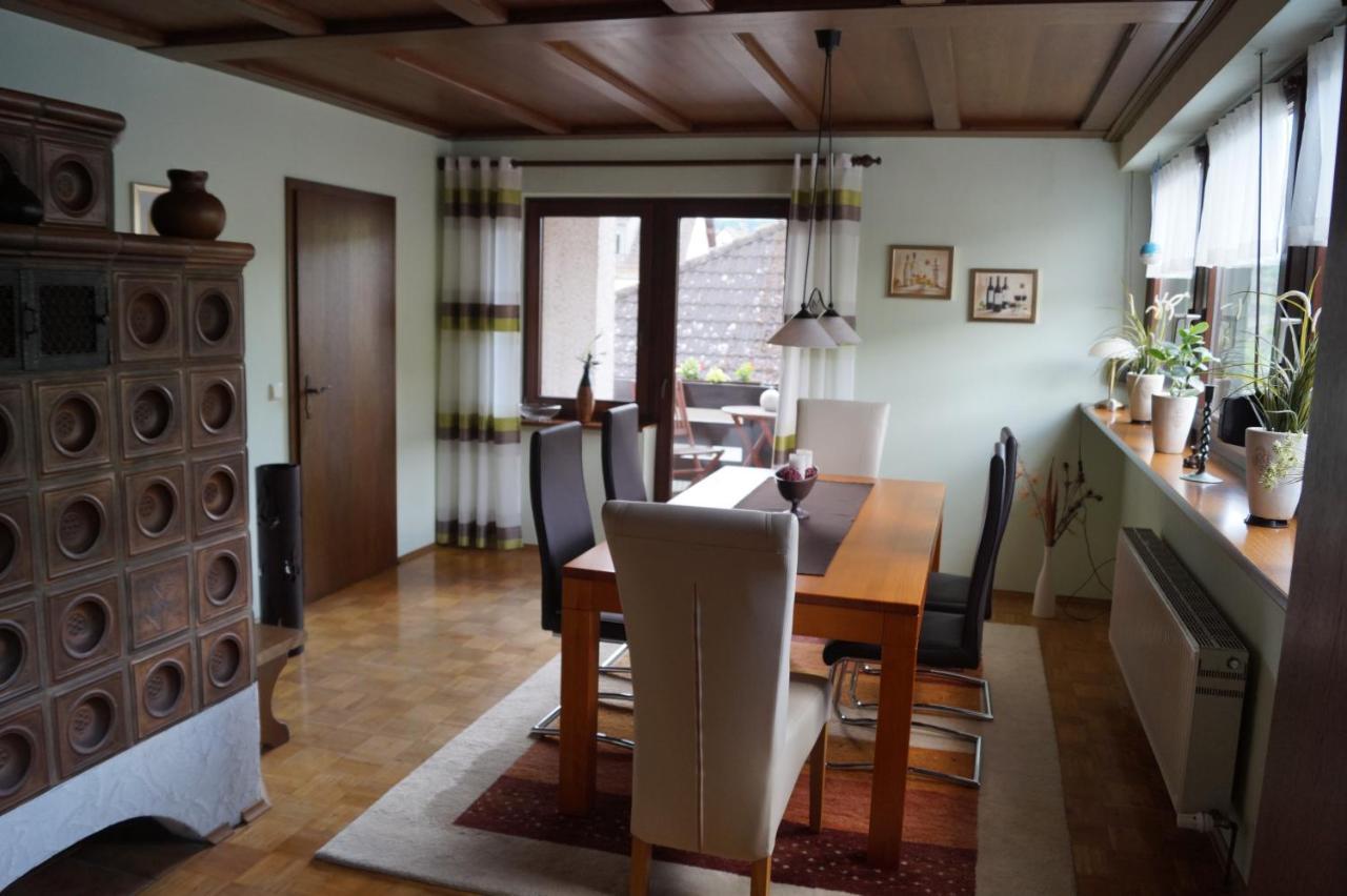 Ferienwohnung Unter Dem Schild Oberfell Buitenkant foto