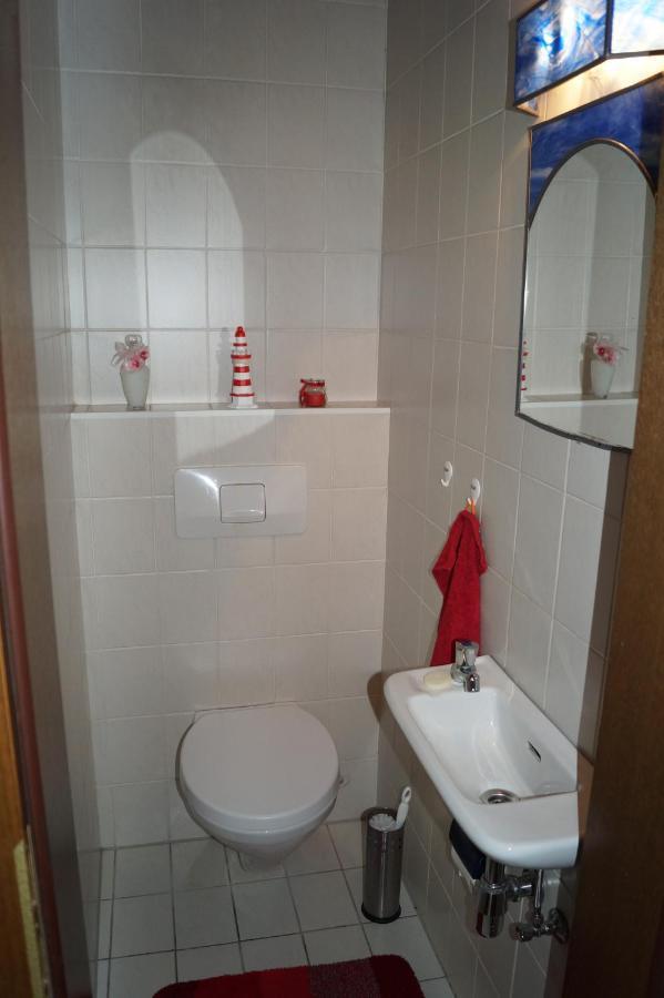 Ferienwohnung Unter Dem Schild Oberfell Buitenkant foto