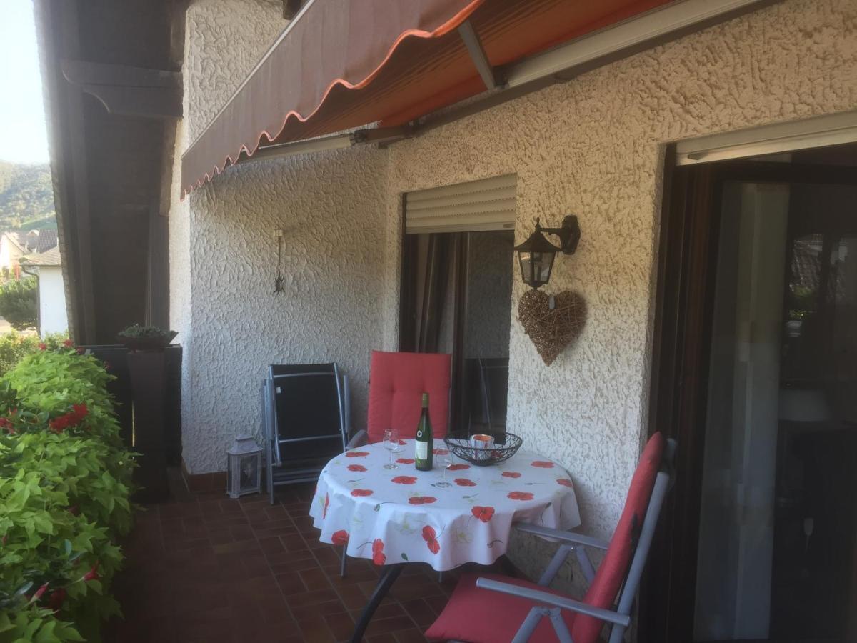 Ferienwohnung Unter Dem Schild Oberfell Buitenkant foto