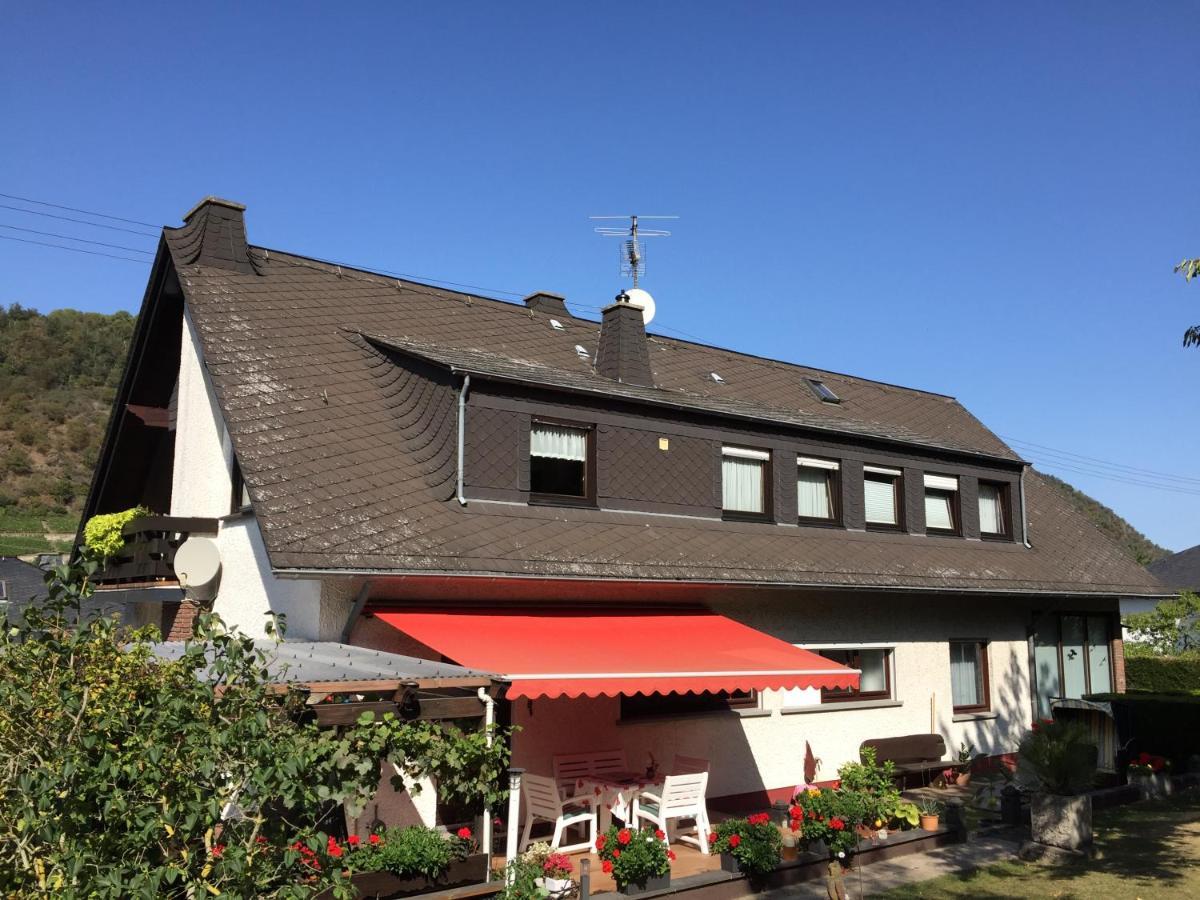 Ferienwohnung Unter Dem Schild Oberfell Buitenkant foto